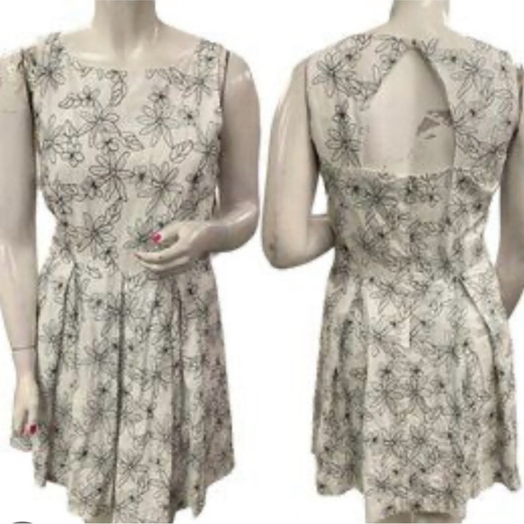 Danny & Nicole Black and White Fit and Flare Midi Dress - Picture 1 of 11